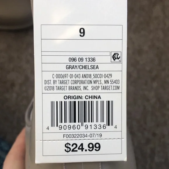 Grey waterproof Rain Boots - Picture 2 of 3